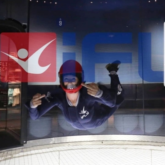 💜Meet your Posher💜 - Picture 7 of 7